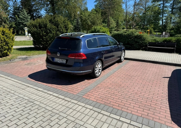Volkswagen Passat cena 35000 przebieg: 307685, rok produkcji 2012 z Głuchołazy małe 137